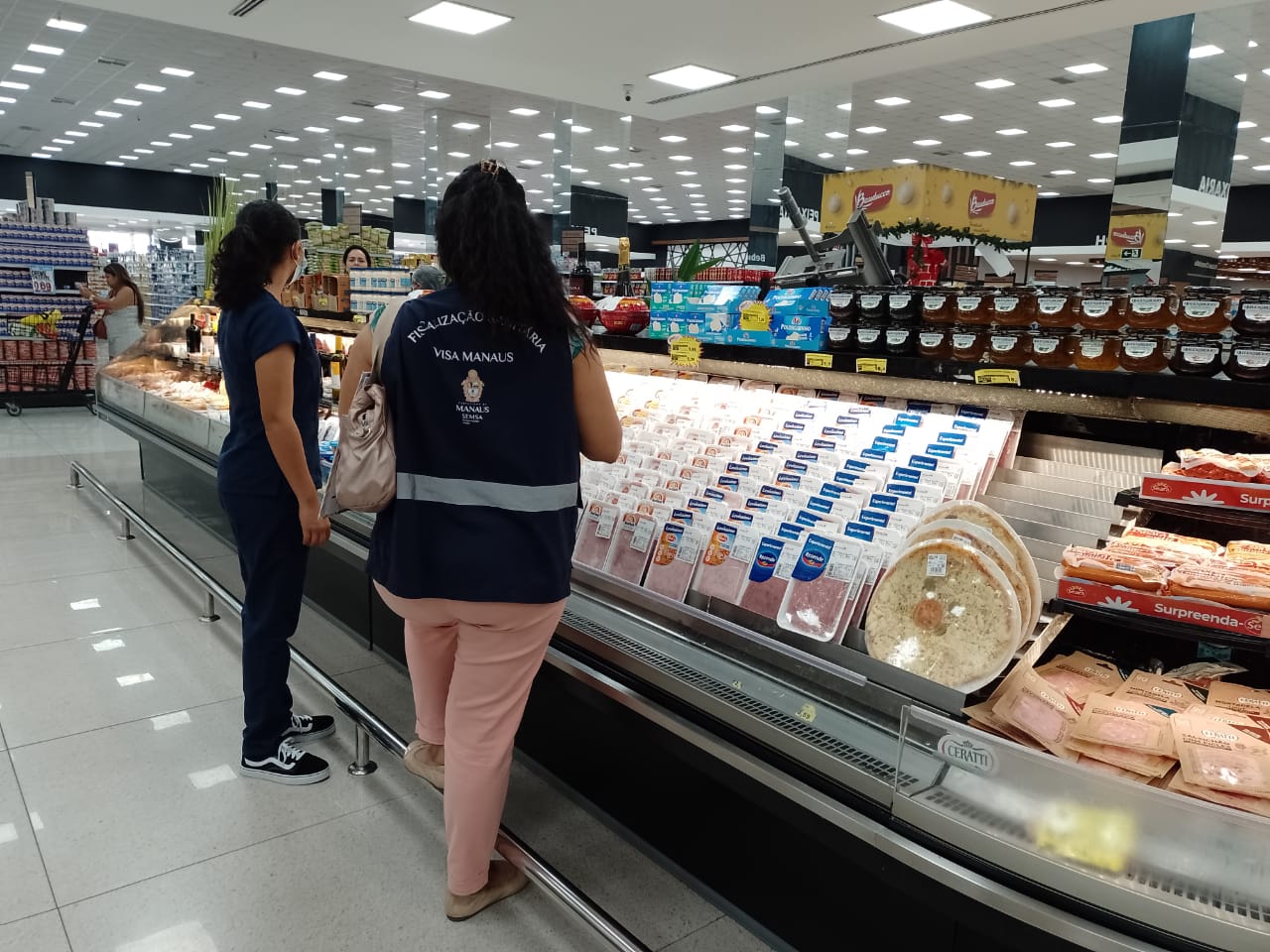 Mais de 700 quilos de alimentos são apreendidos durante operação 'Natal com Saúde' | Portal do 3